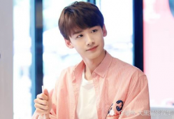 白敬亭直播91,揭秘明星幕后生活，互动狂欢引网友热议